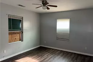 1429 Venetian Dr SW, Atlanta, GA 30311 - Photo 15