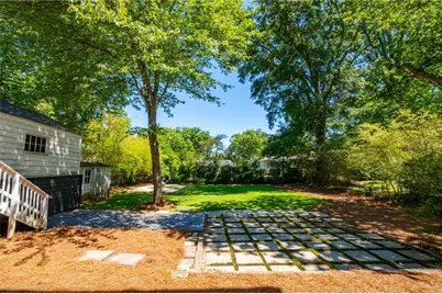 2260 Wallace Drive, Chamblee, GA 30341 - Photo 13