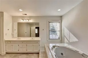 2859 Village Ct, Gainesville, GA 30506 - Photo 17