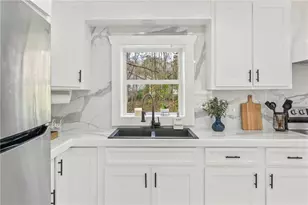 2957 Maverick Trail, Gainesville, GA 30507 - Photo 11