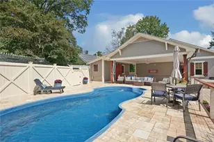 745 Washington St, Clarkesville, GA 30523 - Photo 21