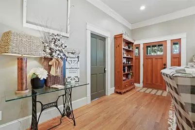 745 Washington Street, Clarkesville, GA 30523 - Photo 7