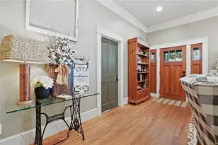 745 Washington St, Clarkesville, GA 30523 - Photo 7