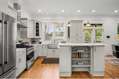 2119 Oakview Road SE, Atlanta, GA 30317 - Photo 11