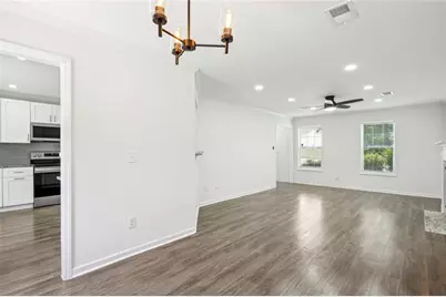 10423 Commons Crossing, Jonesboro, GA 30238 - Photo 7