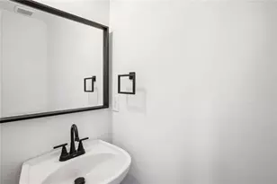 10423 Commons Crossing, Jonesboro, GA 30238 - Photo 5