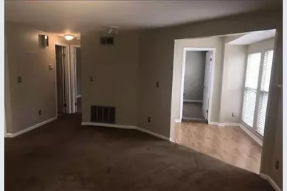 4241 Parkview Court, Stone Mountain, GA 30083 - Photo 9