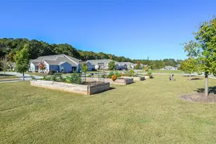 2562 Rathburn Cir, Loganville, GA 30052 - Photo 39