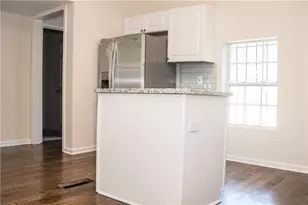 911 Smith St SW, Atlanta, GA 30310 - Photo 5