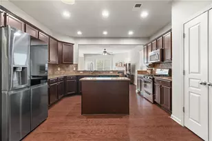 4615 Cold Spring Ct, Cumming, GA 30041 - Photo 3