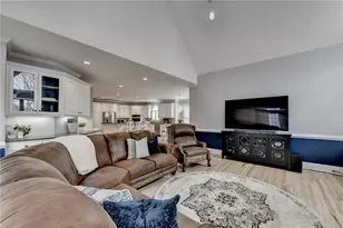 195 Stoney Ridge Dr, Alpharetta, GA 30022 - Photo 5