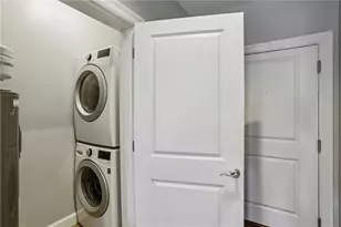 325 E Paces Ferry Road NE, Atlanta, GA 30305 - Photo 21