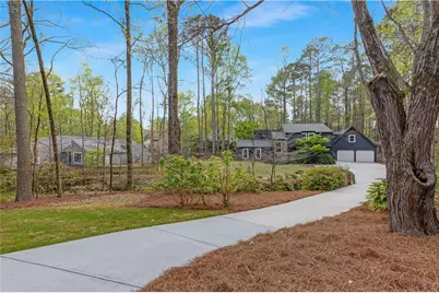 2049 Kramer Way, Marietta, GA 30062 - Photo 11