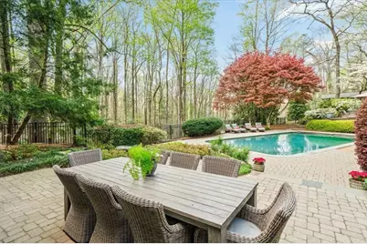 423 Tara Trail NW, Atlanta, GA 30327 - Photo 37