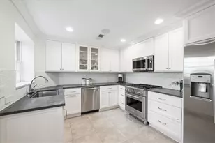 423 Tara Trail NW, Atlanta, GA 30327 - Photo 31