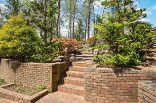 423 Tara Trail NW, Atlanta, GA 30327 - Photo 43