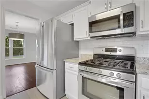 4655 Hampton Square Dr, Alpharetta, GA 30022 - Photo 13