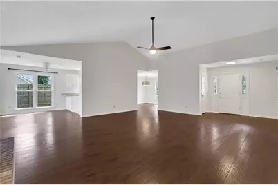 4655 Hampton Square Drive, Alpharetta, GA 30022 - Photo 7