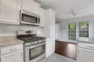 4655 Hampton Square Dr, Alpharetta, GA 30022 - Photo 11