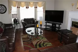 1356 Daffodil Ln, Hampton, GA 30228 - Photo 5