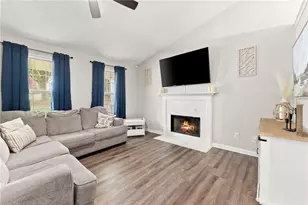 5037 Holly Hock Dr, Flowery Branch, GA 30542 - Photo 11