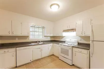 6370 Ashdale Drive, Atlanta, GA 30349 - Photo 5