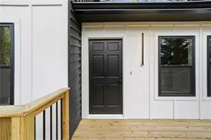 324 Hill Crest Cir, Woodstock, GA 30188 - Photo 9