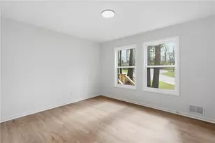 324 Hill Crest Cir, Woodstock, GA 30188 - Photo 23