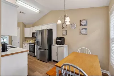 397 E Sycamore Drive, Winder, GA 30680 - Photo 7