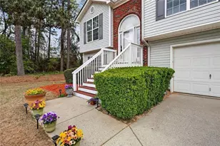 397 E Sycamore Dr, Winder, GA 30680 - Photo 3