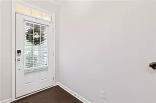 1255 Lanier Meadow Dr, Sugar Hill, GA 30518 - Photo 5