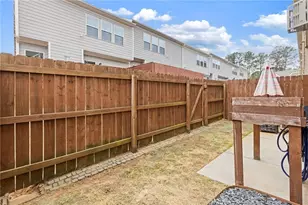 1255 Lanier Meadow Dr, Sugar Hill, GA 30518 - Photo 35