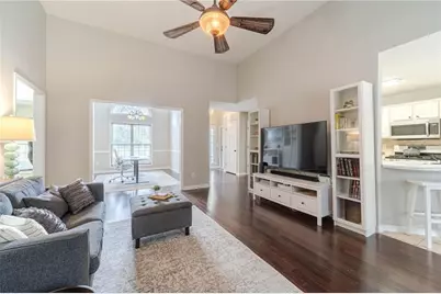 6130 Devonshire Drive, Flowery Branch, GA 30542 - Photo 11