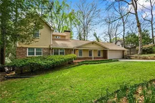 1631 Harts Mill Rd, Brookhaven, GA 30319 - Photo 3