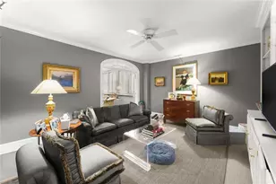 2734 Peachtree Rd NW, Atlanta, GA 30305 - Photo 11