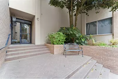 2734 Peachtree Road NW #C301, Atlanta, GA 30305 - Photo 15