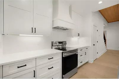 140 Cambridge Court, Calhoun, GA 30701 - Photo 13