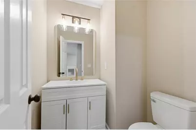 4273 Chestnut Lake Avenue, Lithonia, GA 30038 - Photo 9