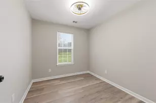 4273 Chestnut Lake Ave, Lithonia, GA 30038 - Photo 23