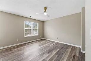 4273 Chestnut Lake Ave, Lithonia, GA 30038 - Photo 15