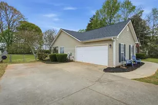 433 Spratlin Dr, Jefferson, GA 30549 - Photo 31