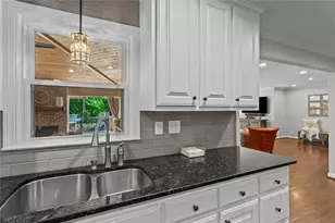 200 Corinth Ct, Roswell, GA 30075 - Photo 11