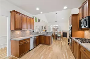 5403 Landsdowne Ct, Cumming, GA 30041 - Photo 11