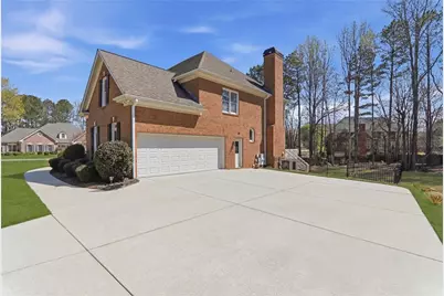 1404 Hattiesburg Court, Grayson, GA 30017 - Photo 5