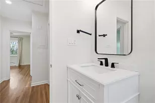 2240 Stephen Long Dr NE, Atlanta, GA 30305 - Photo 19