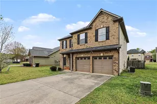 712 Douglass Cir, McDonough, GA 30253 - Photo 3
