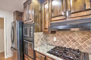 494 Embry Ln, Marietta, GA 30066 - Photo 11