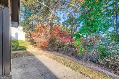 1570 Twin Bridge Lane, Lawrenceville, GA 30043 - Photo 31
