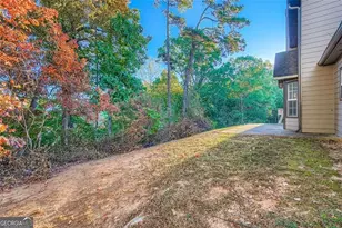 1570 Twin Bridge Ln, Lawrenceville, GA 30043 - Photo 29