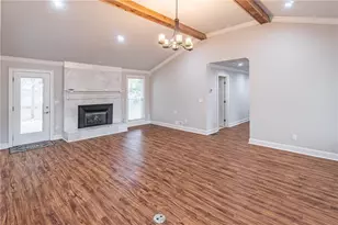 194 Melanie Ln, Woodstock, GA 30188 - Photo 9